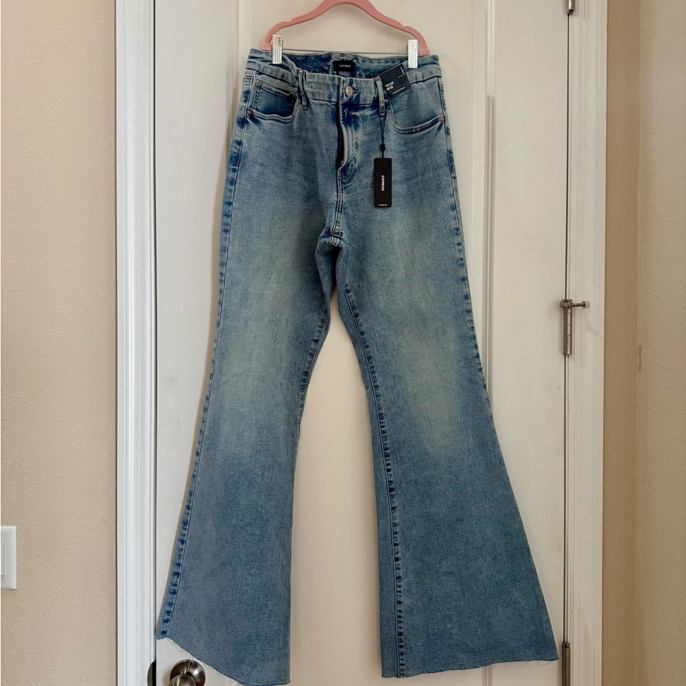Express Flared Jeans